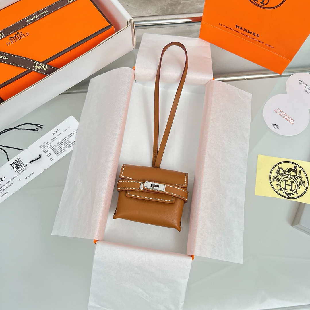 Hermes H084665CK0U Kellyfestival charm Kelly bag charm in Swift calfskin H88914