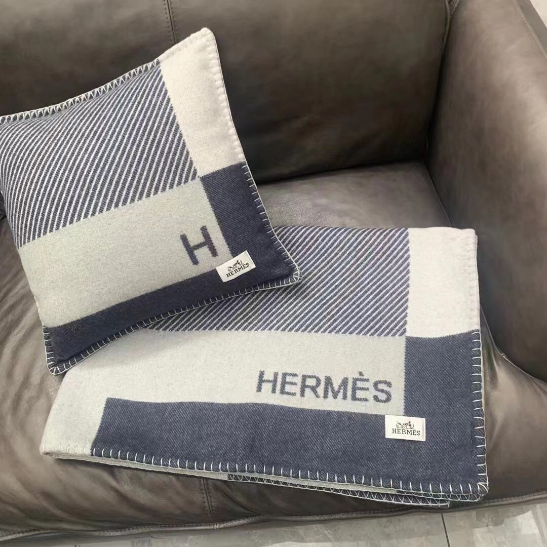 Hermes H102668 Avalon Rocabar Cashmere Blanket 299236