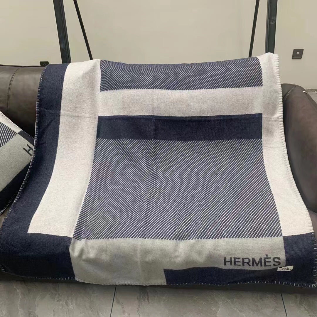 Hermes H102668 Avalon Rocabar Cashmere Blanket 299236 - Default Title - View 1