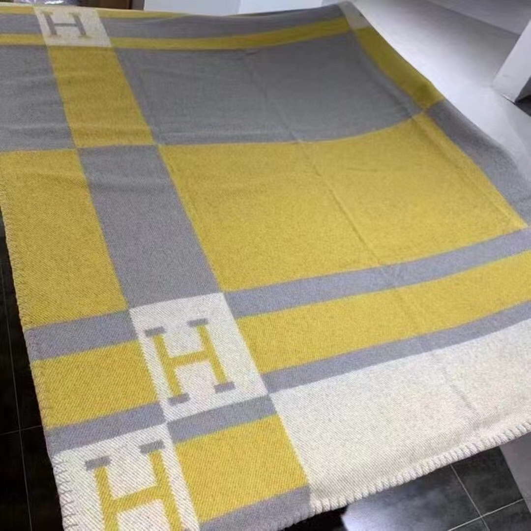 Hermes H102668 Avalon Rocabar Cashmere Blanket 299237