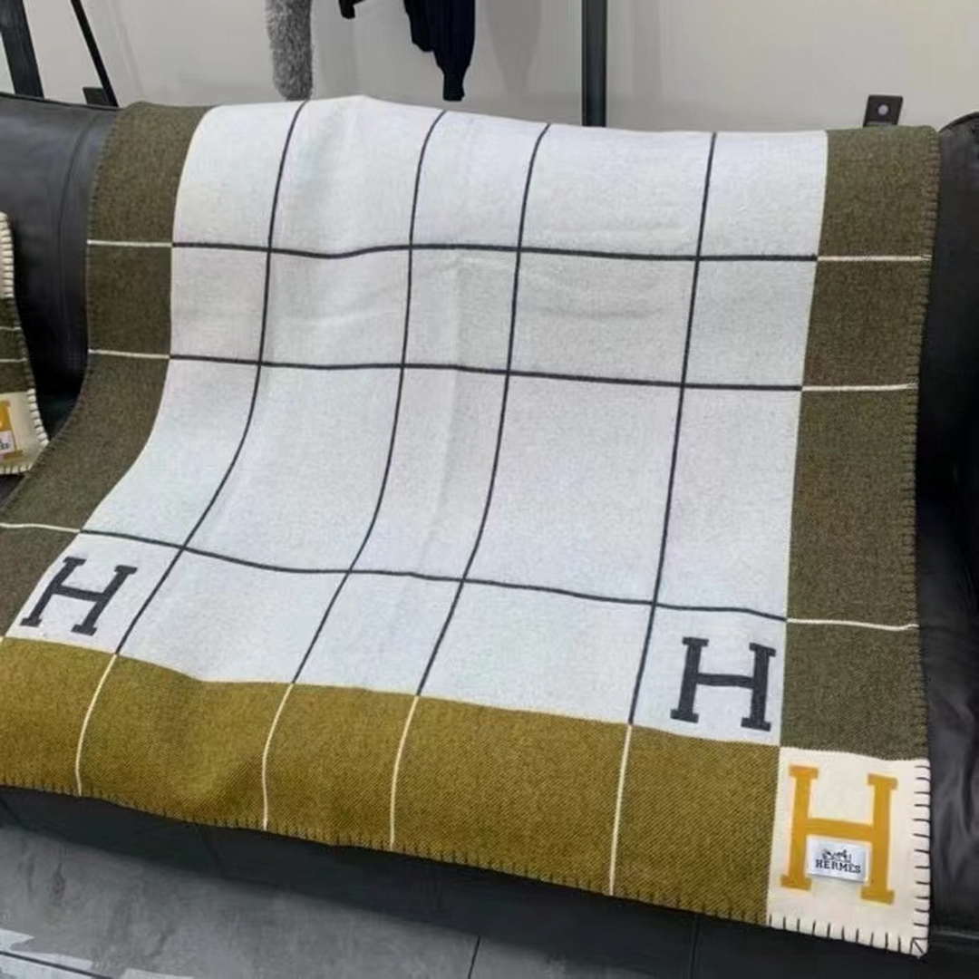 Hermes H102668 Avalon Rocabar Cashmere Blanket 299238 - Default Title - View 1