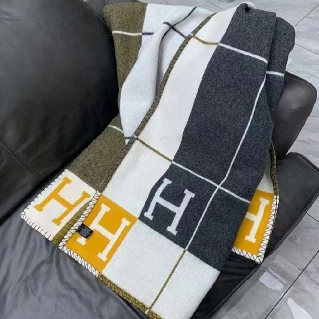 Hermes H102668 Avalon Rocabar Cashmere Blanket 299238