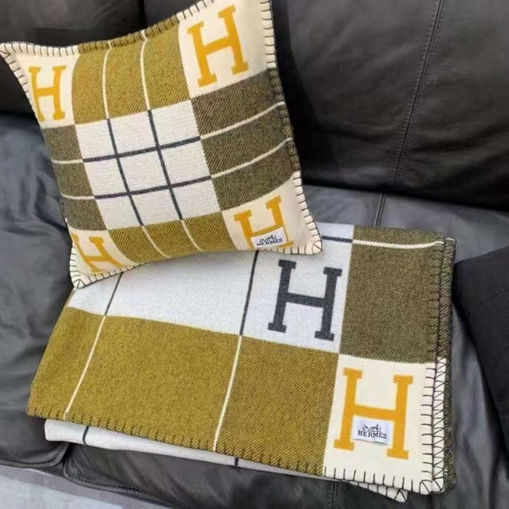 Hermes H102668 Avalon Rocabar Cashmere Blanket 299238