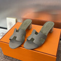Hermes H141146Zv5K360 Women Oasis sandal smooth Calfskin H33682 - Euro 34=US 3 - View 1