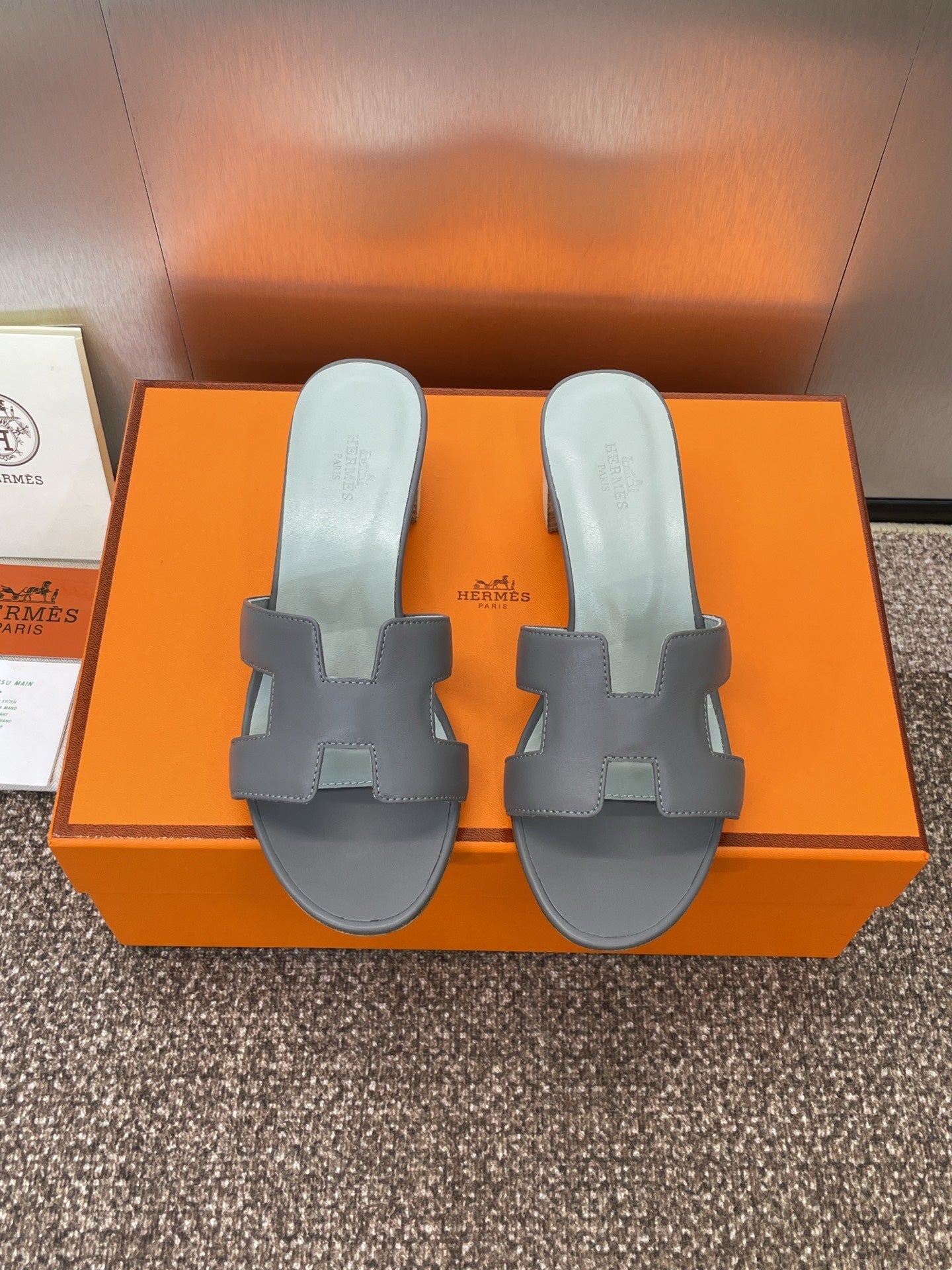 Hermes H141146Zv5K360 Women Oasis sandal smooth Calfskin H33683