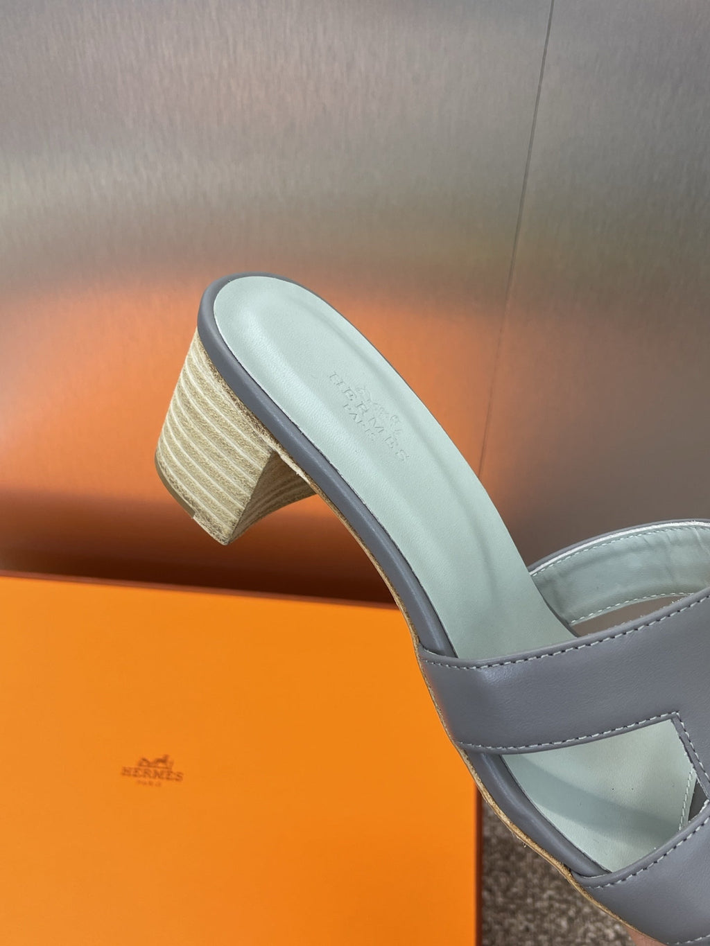 Hermes H141146Zv5K360 Women Oasis sandal smooth Calfskin H33683
