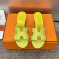 Hermes H141146Zv5K360 Women Oasis sandal smooth Calfskin H33684 - Euro 34=US 3 - View 1