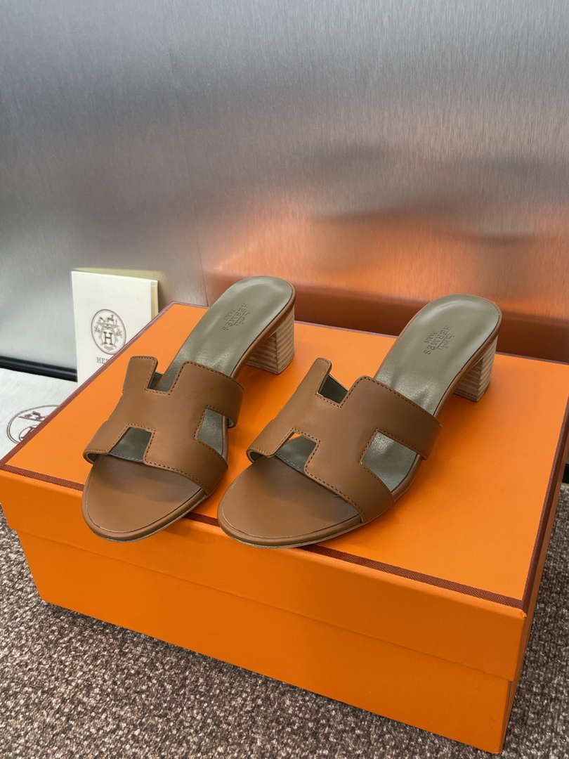 Hermes H141146Zv5K360 Women Oasis sandal smooth Calfskin H33685