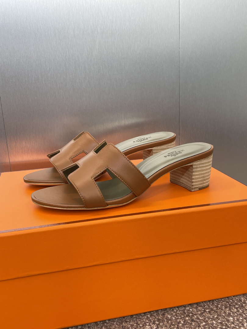 Hermes H141146Zv5K360 Women Oasis sandal smooth Calfskin H33685