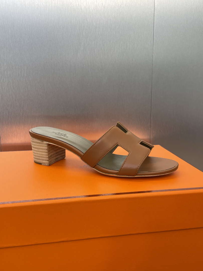 Hermes H141146Zv5K360 Women Oasis sandal smooth Calfskin H33685