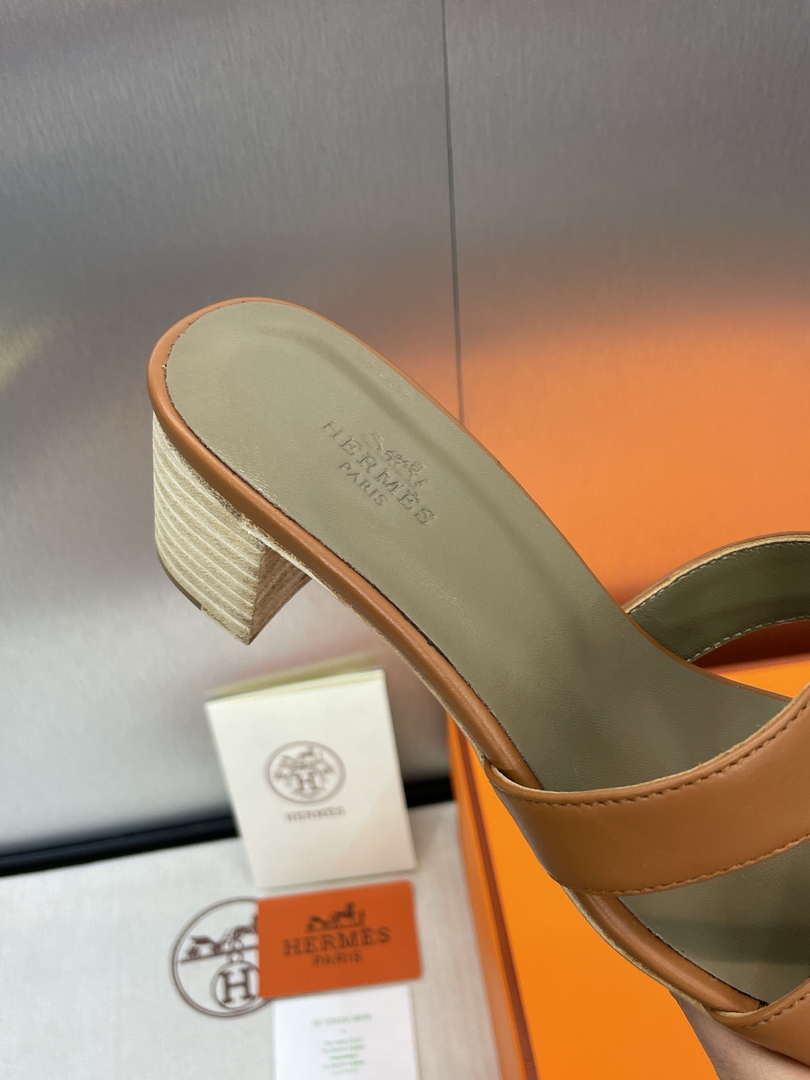 Hermes H141146Zv5K360 Women Oasis sandal smooth Calfskin H33685