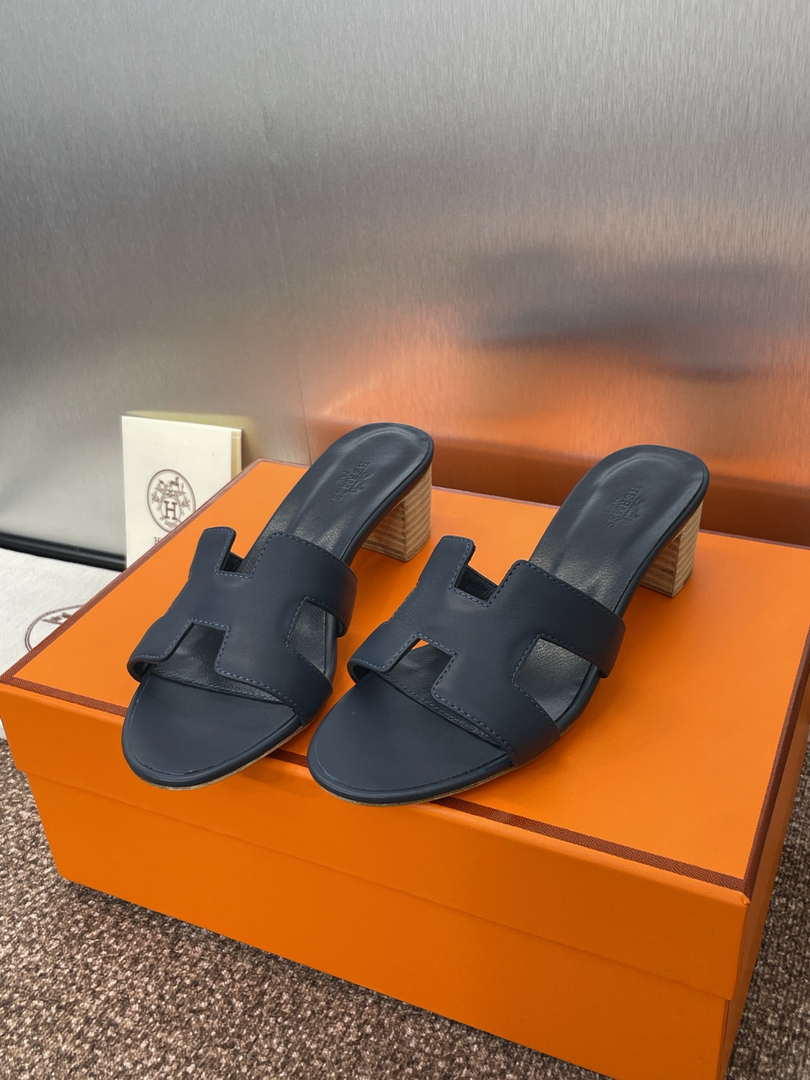 Hermes H141146Zv5K360 Women Oasis sandal smooth Calfskin H33687