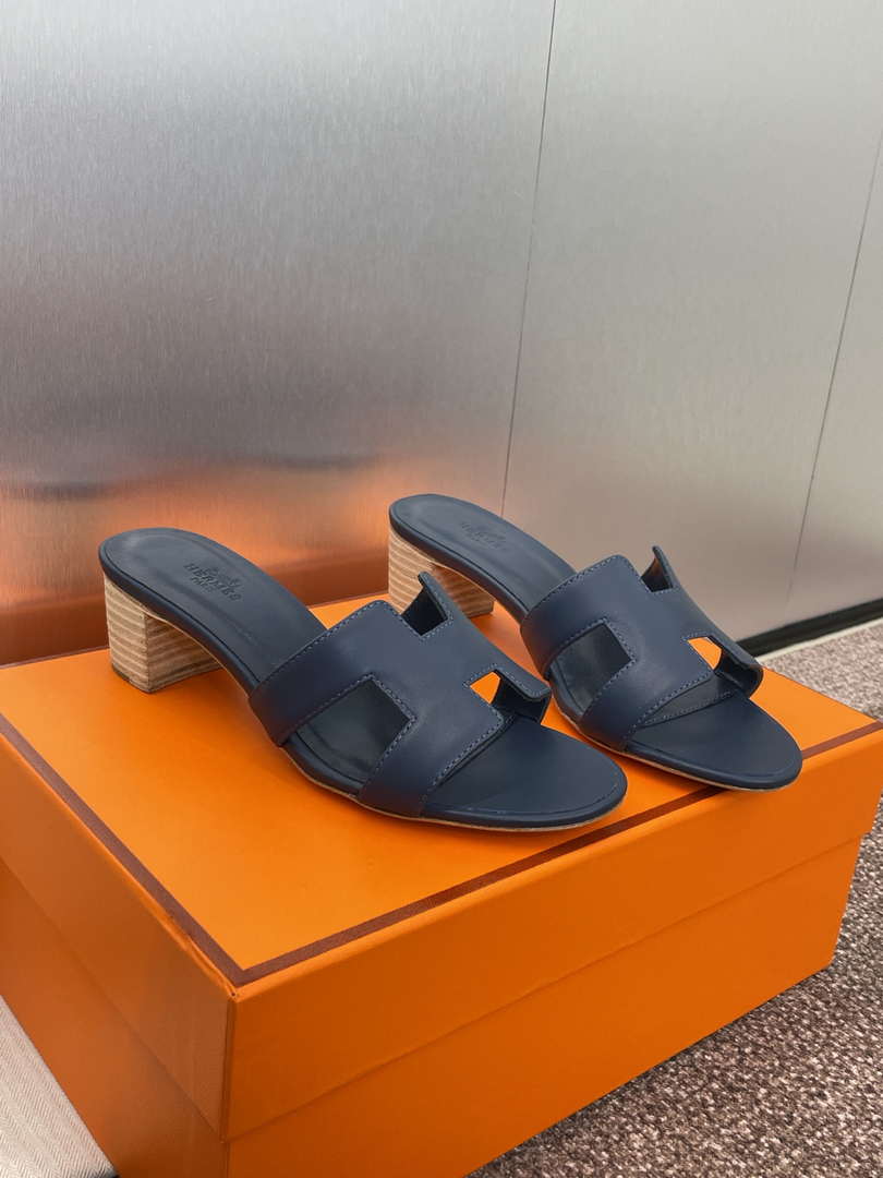 Hermes H141146Zv5K360 Women Oasis sandal smooth Calfskin H33687