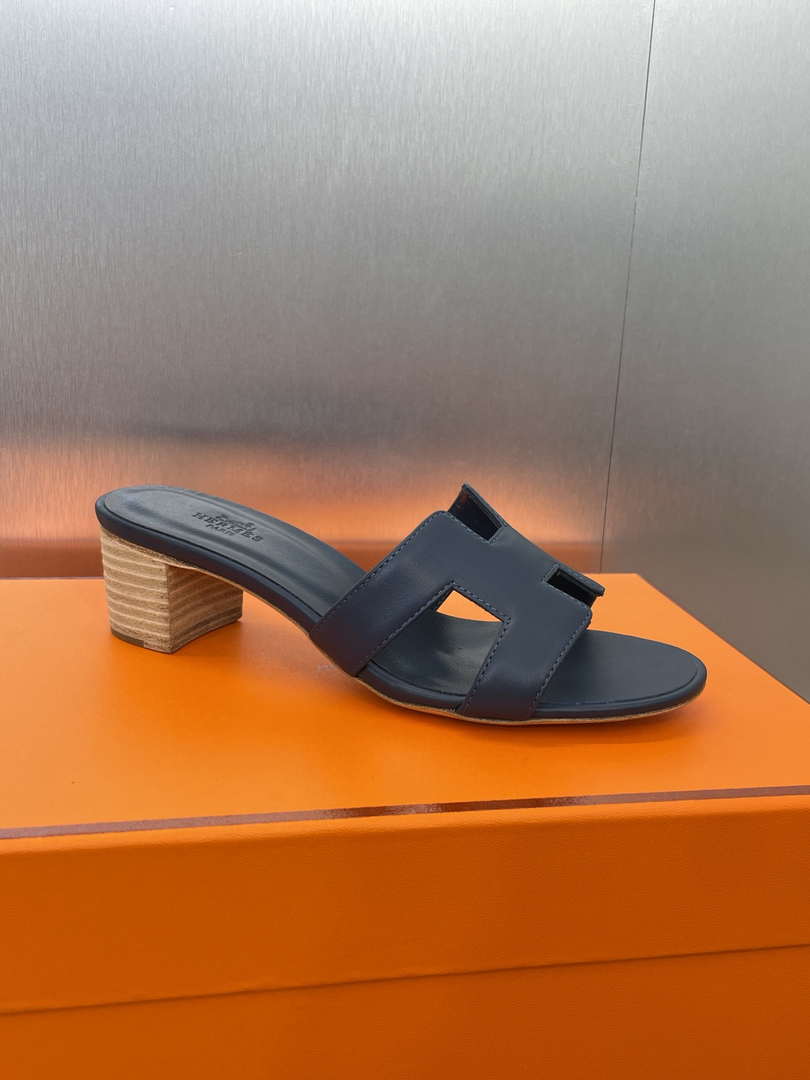 Hermes H141146Zv5K360 Women Oasis sandal smooth Calfskin H33687