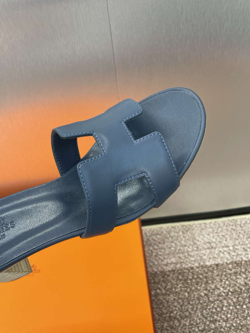 Hermes H141146Zv5K360 Women Oasis sandal smooth Calfskin H33687