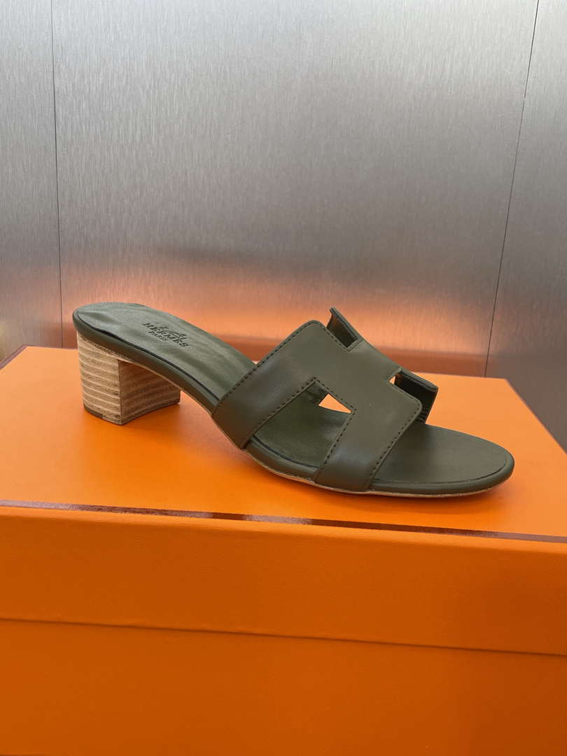 Hermes H141146Zv5K360 Women Oasis sandal smooth Calfskin H33688