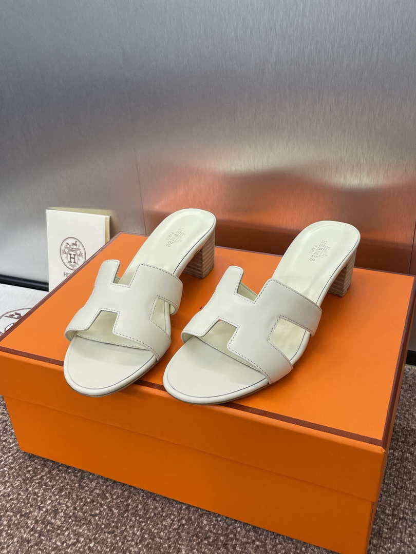 Hermes H141146Zv5K360 Women Oasis sandal smooth Calfskin H33691