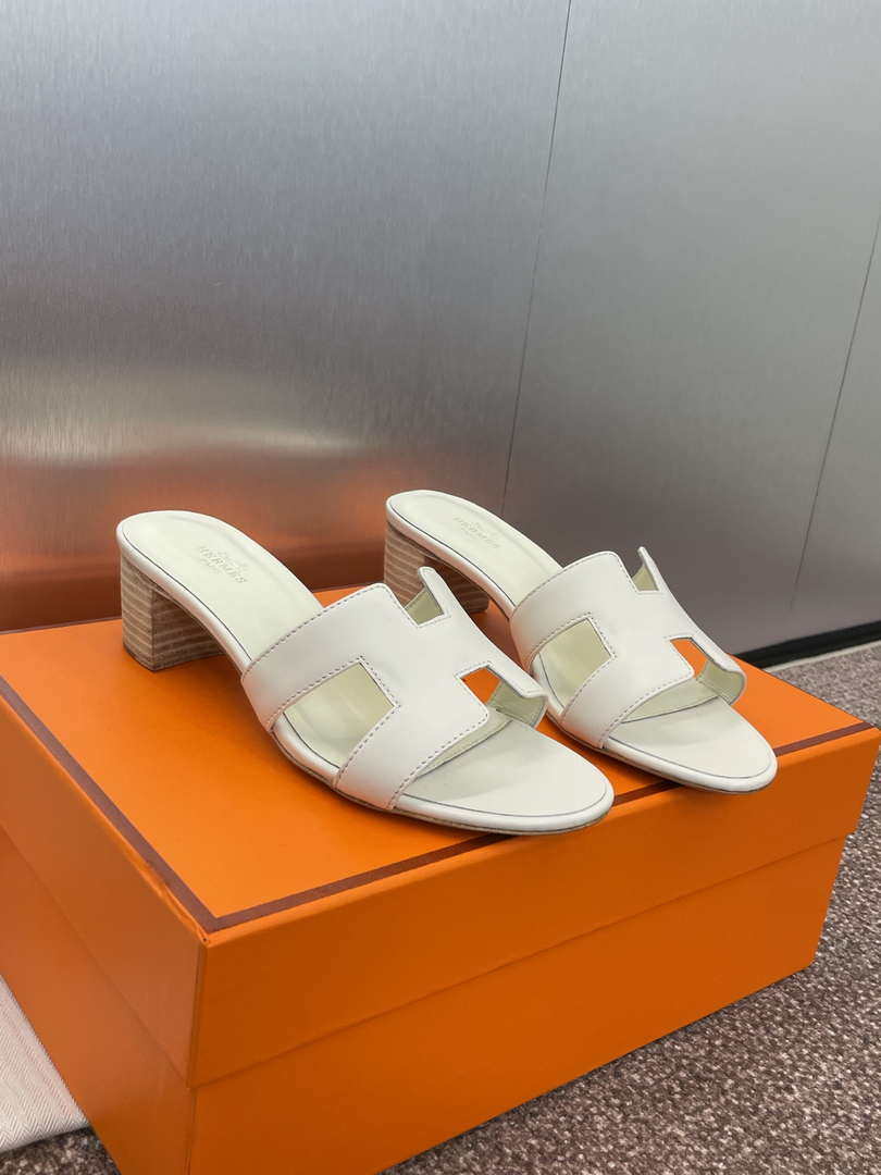 Hermes H141146Zv5K360 Women Oasis sandal smooth Calfskin H33691