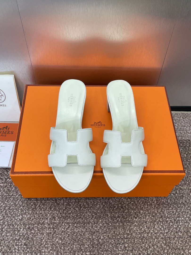 Hermes H141146Zv5K360 Women Oasis sandal smooth Calfskin H33691