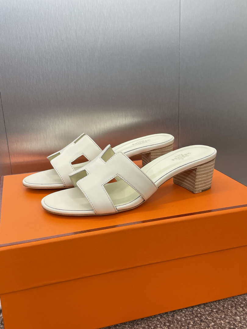 Hermes H141146Zv5K360 Women Oasis sandal smooth Calfskin H33691