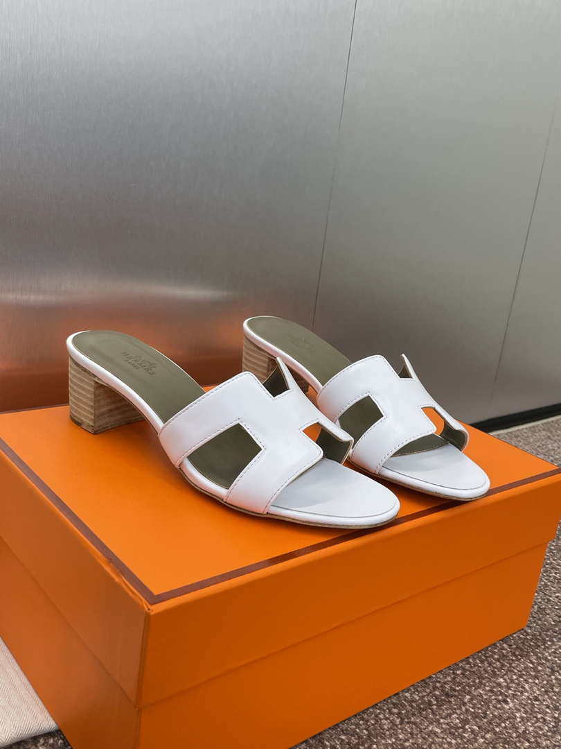 Hermes H141146Zv5K360 Women Oasis sandal smooth Calfskin H33692