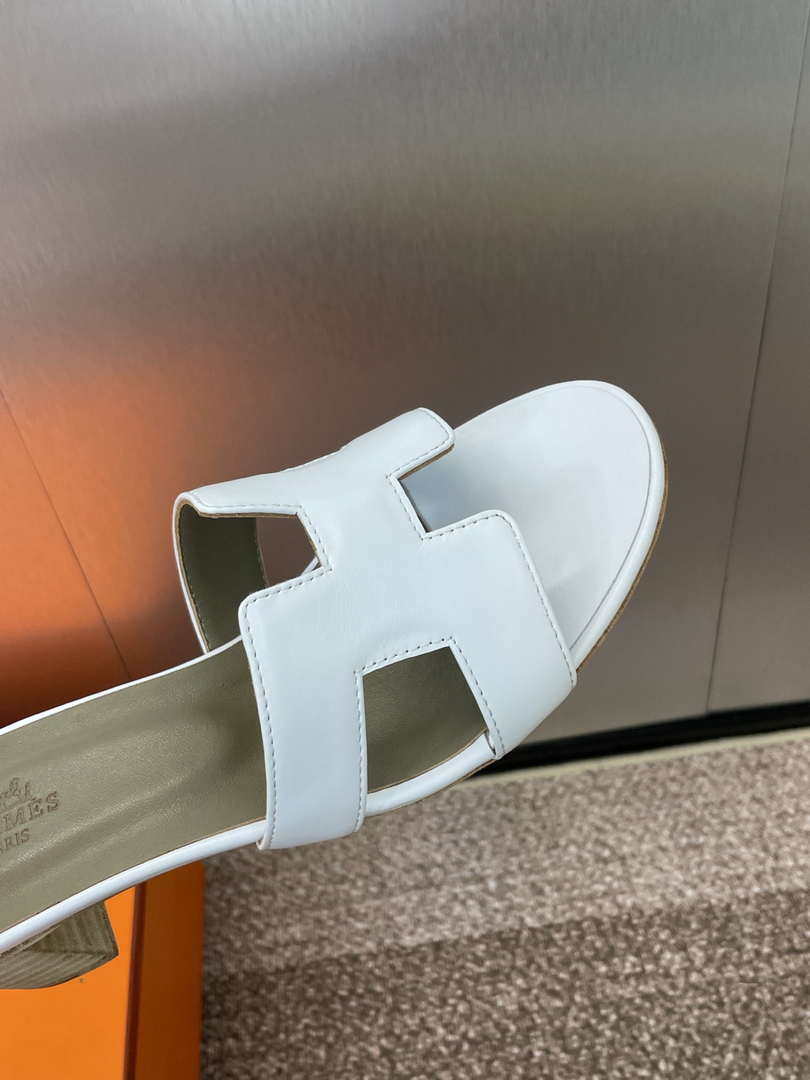 Hermes H141146Zv5K360 Women Oasis sandal smooth Calfskin H33692