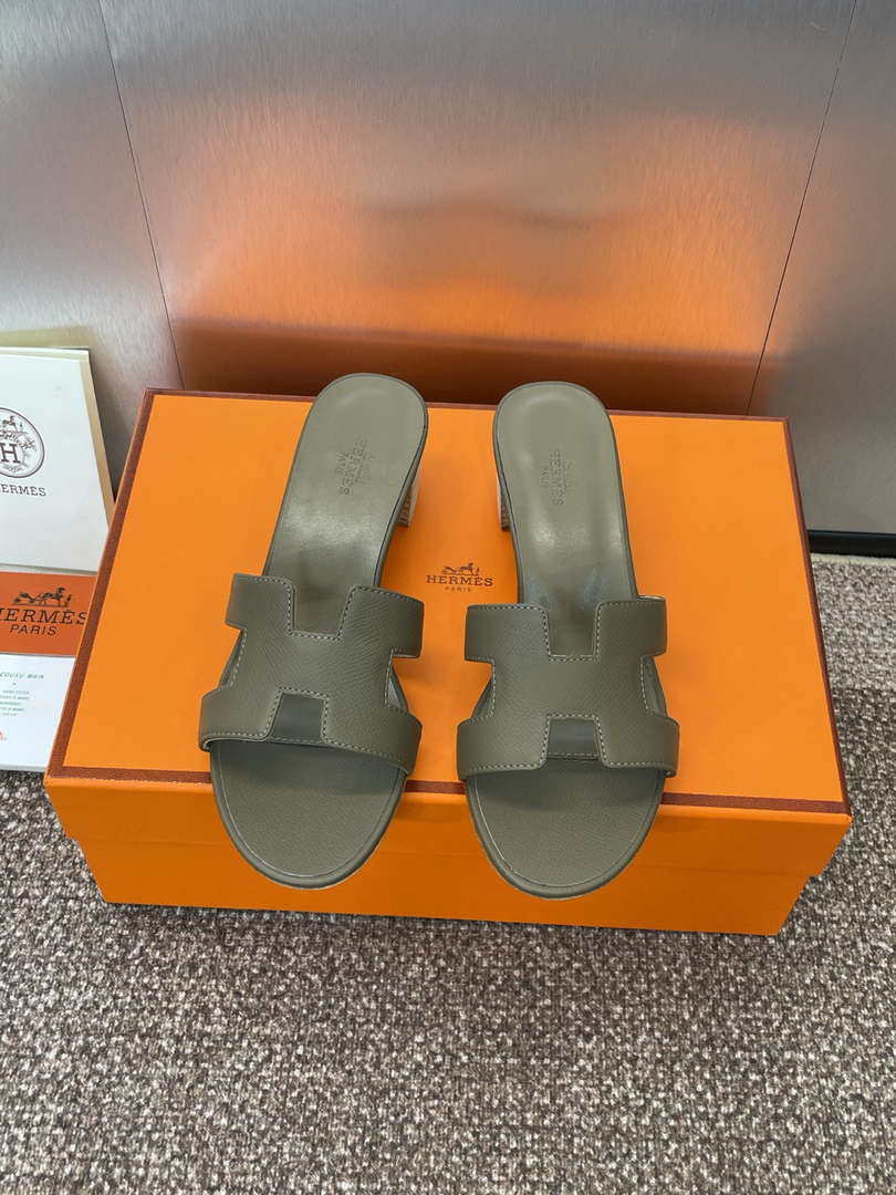 Hermes H151215ZvGT360 Women Oasis sandal H33670
