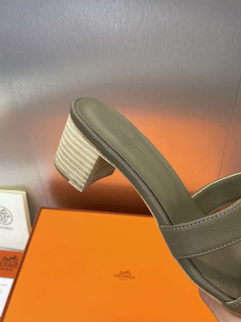 Hermes H151215ZvGT360 Women Oasis sandal H33670