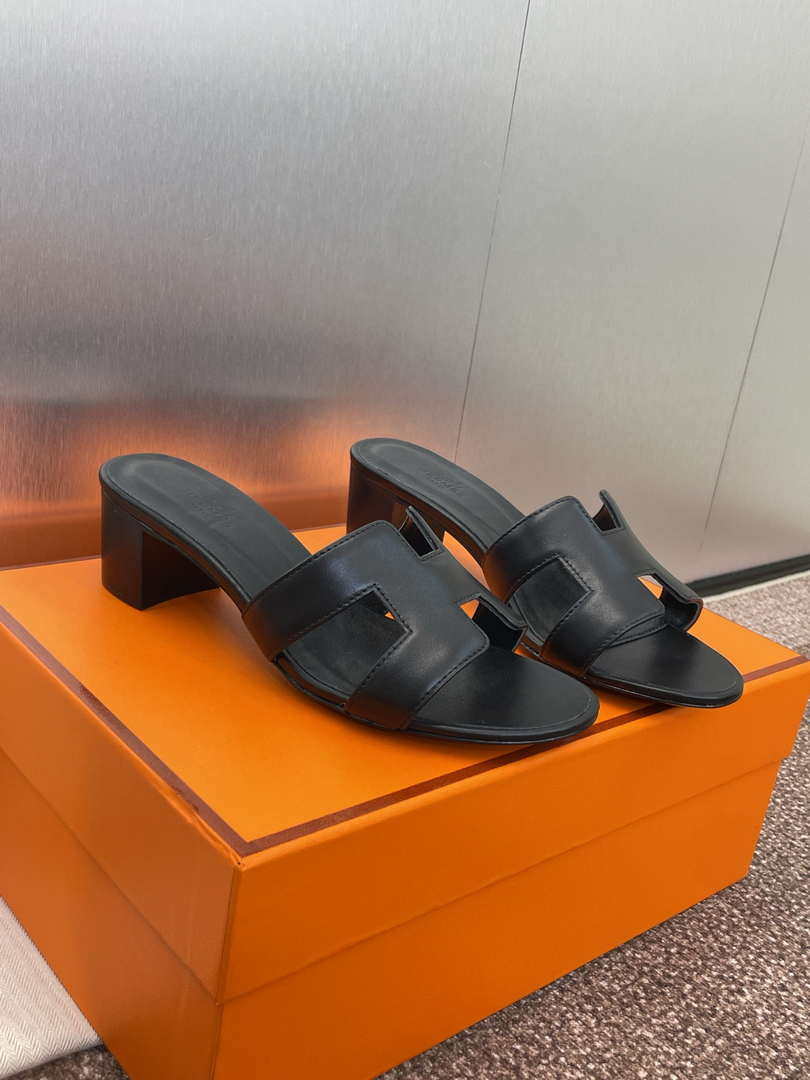 Hermes H141146Zv5K360 Women Oasis sandal smooth Calfskin H33673