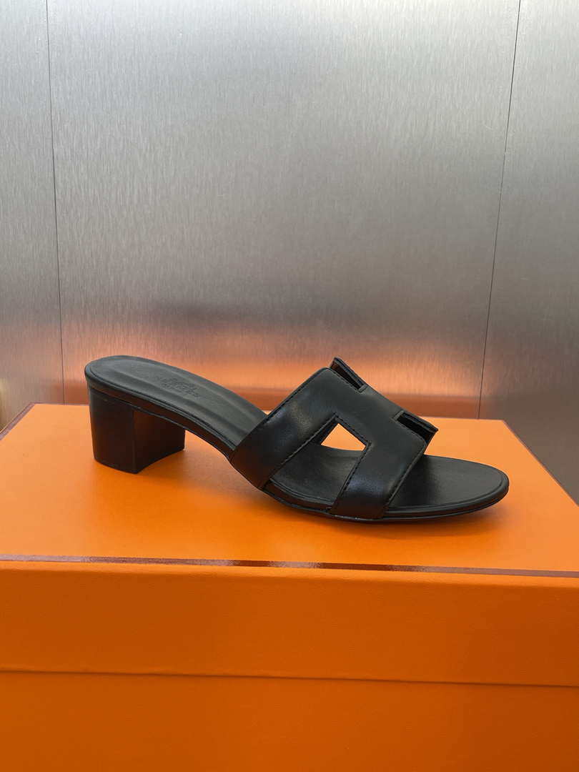 Hermes H141146Zv5K360 Women Oasis sandal smooth Calfskin H33673
