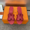 Hermes H151215ZvGT360 Women Oasis sandal H33675 - Euro 34=US 3 - View 1