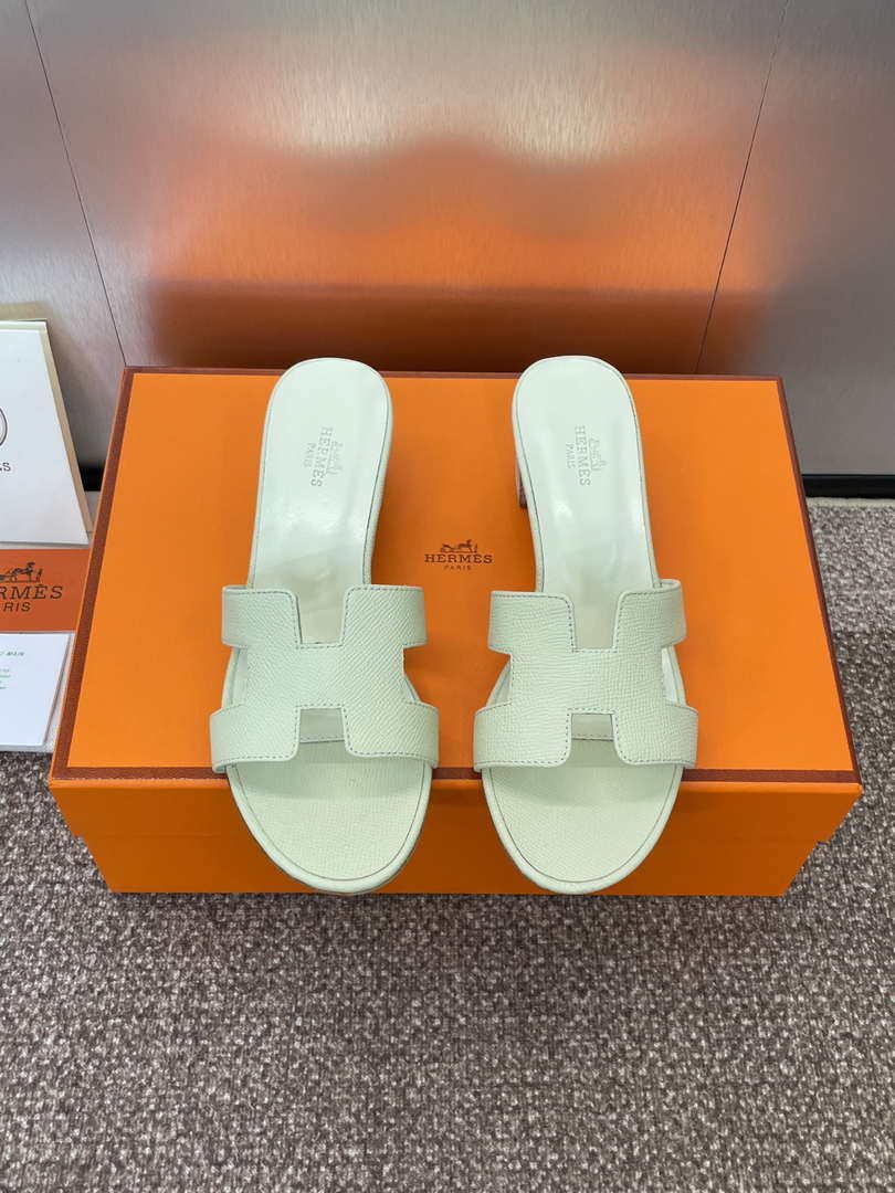 Hermes H151215ZvGT360 Women Oasis sandal H33676