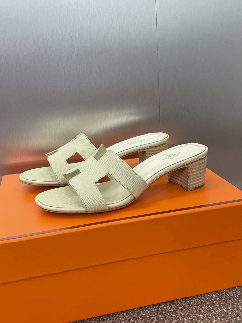 Hermes H151215ZvGT360 Women Oasis sandal H33676