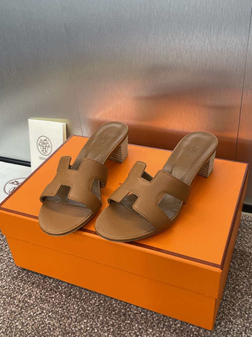 Hermes H151215ZvGT360 Women Oasis sandal  H33679
