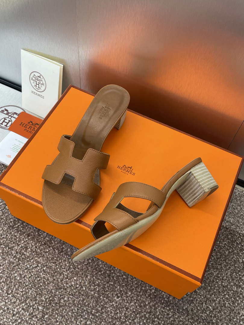 Hermes H151215ZvGT360 Women Oasis sandal  H33679