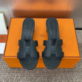 Hermes H151215ZvGT360 Women Oasis sandal H33680 - Euro 34=US 3 - View 1