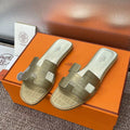 Hermes H202230Zv5K360 Women Crocodile calfskin Oran Sandal H33640 - Euro 34=US 3 - View 1