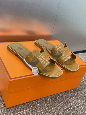 Hermes H202230Zv5K360 Women Crocodile calfskin Oran Sandal H33642 - Euro 34=US 3 - View 3