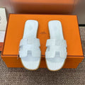 Hermes H202230Zv5K360 Women Crocodile calfskin Oran Sandal H33648 - Euro 34=US 3 - View 1
