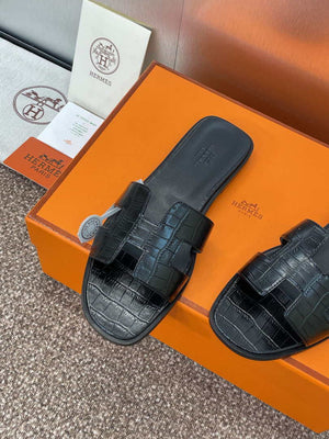 Hermes H202230Zv5K360 Women Crocodile calfskin Oran Sandal H33651 - Euro 34=US 3 - View 4