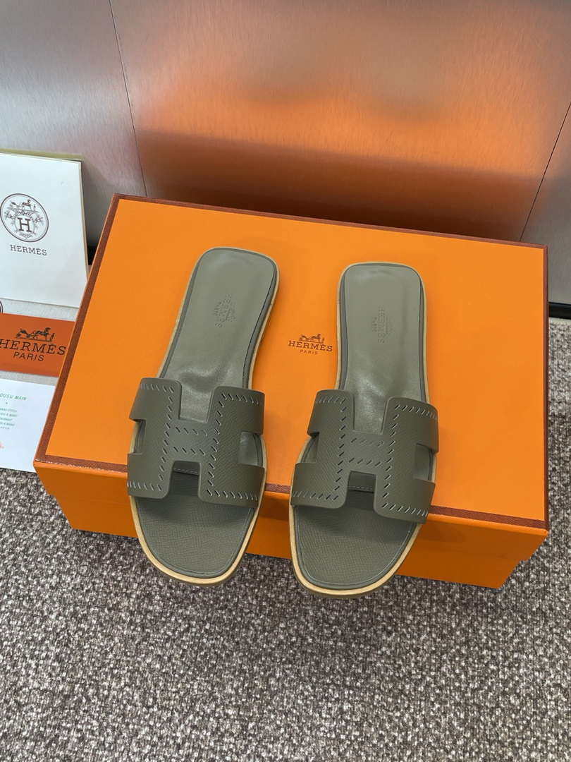 Hermes H202230Zv5K360 Women Oran Sandal H33628