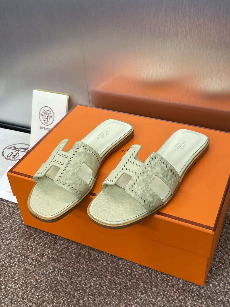 Hermes H202230Zv5K360 Women Oran Sandal H33631