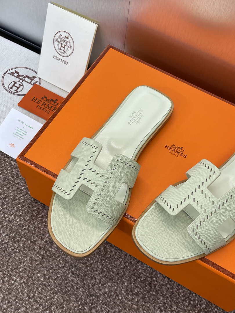 Hermes H202230Zv5K360 Women Oran Sandal H33631