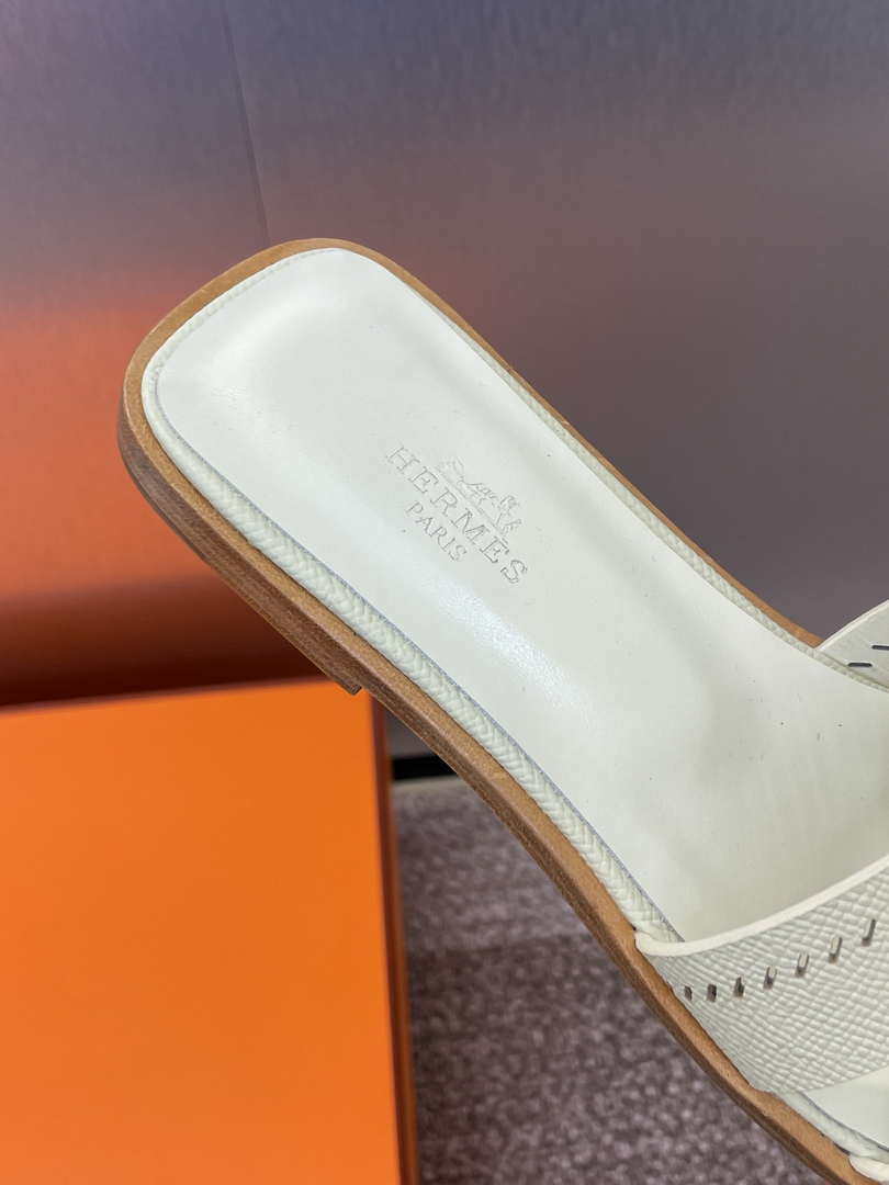 Hermes H202230Zv5K360 Women Oran Sandal H33631