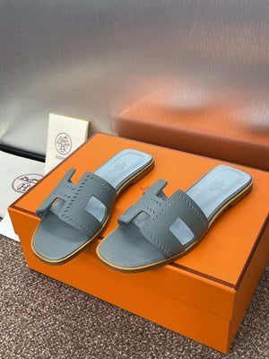 Hermes H202230Zv5K360 Women Oran Sandal H33632 - Euro 35=US 4 - View 2