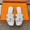 Hermes H202272ZvX3360 Women Lizard-patterned calfskin Oran Sandal H33658 - Euro 34=US 3 - View 1