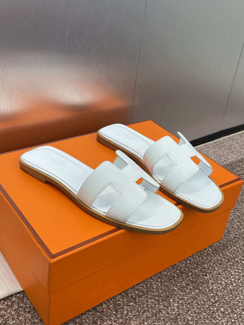 Hermes H202272ZvX3370 Women Oran Sandal H33600