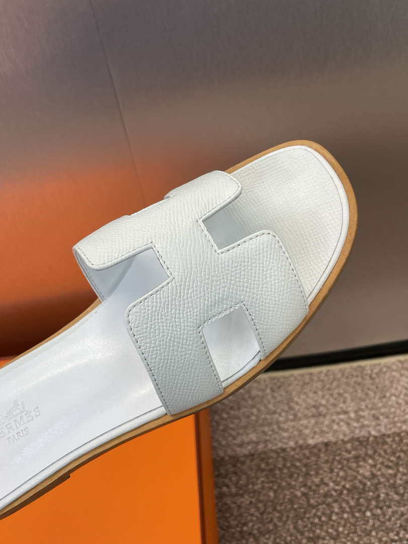 Hermes H202272ZvX3370 Women Oran Sandal H33600