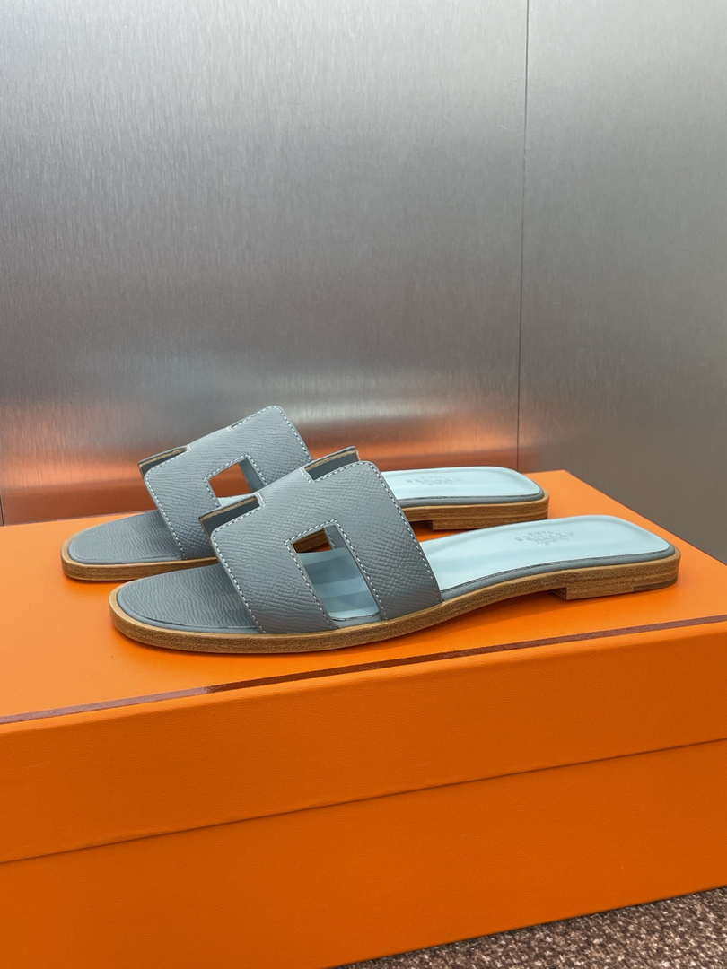 Hermes H202272ZvX3370 Women Oran Sandal H33608
