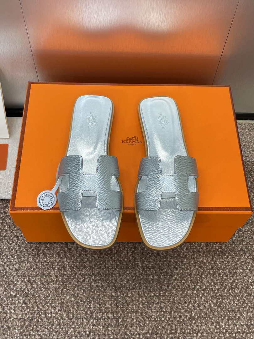 Hermes H202272ZvX3370 Women Oran Sandal H33604